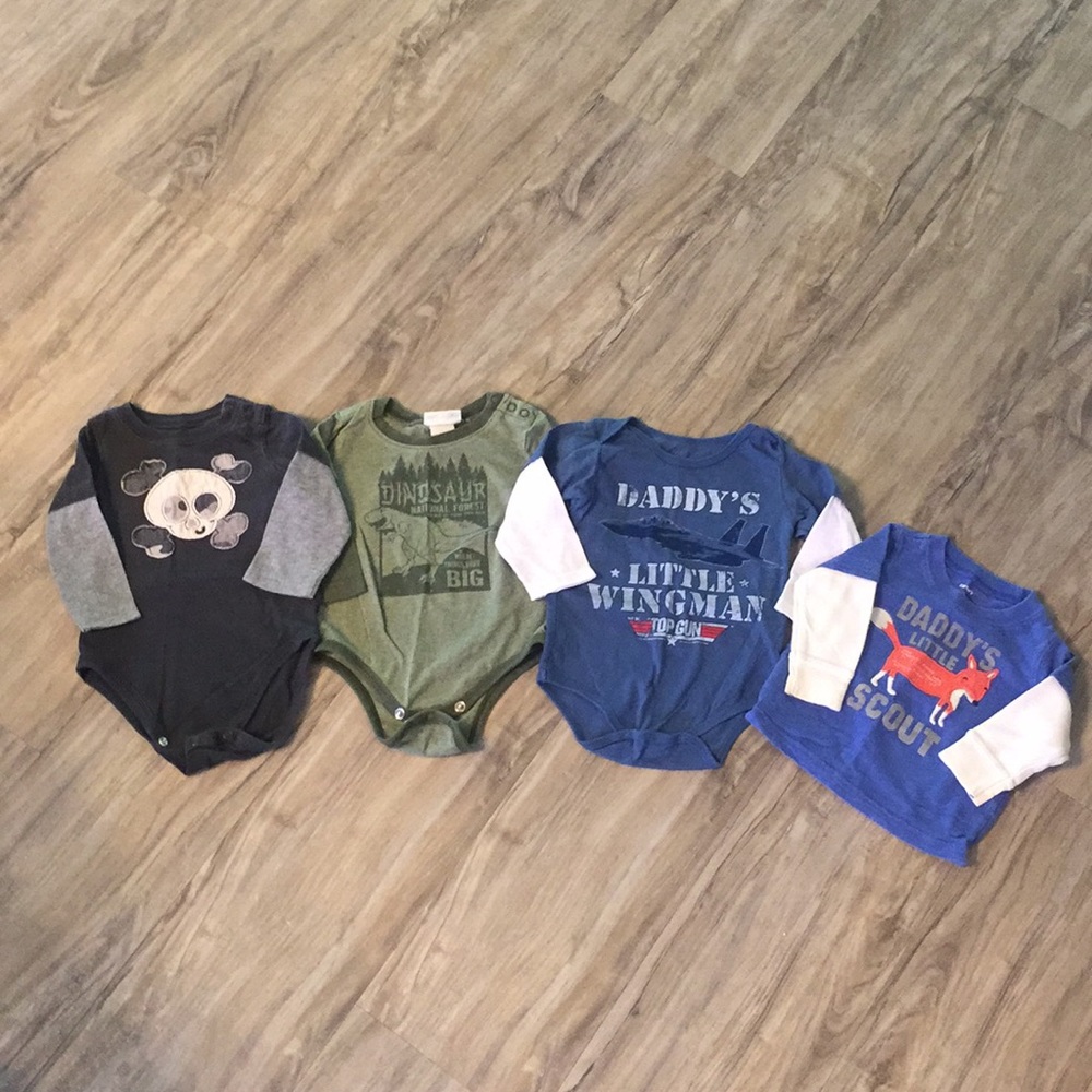 Long sleeve 4 piece Bundle 9 Months